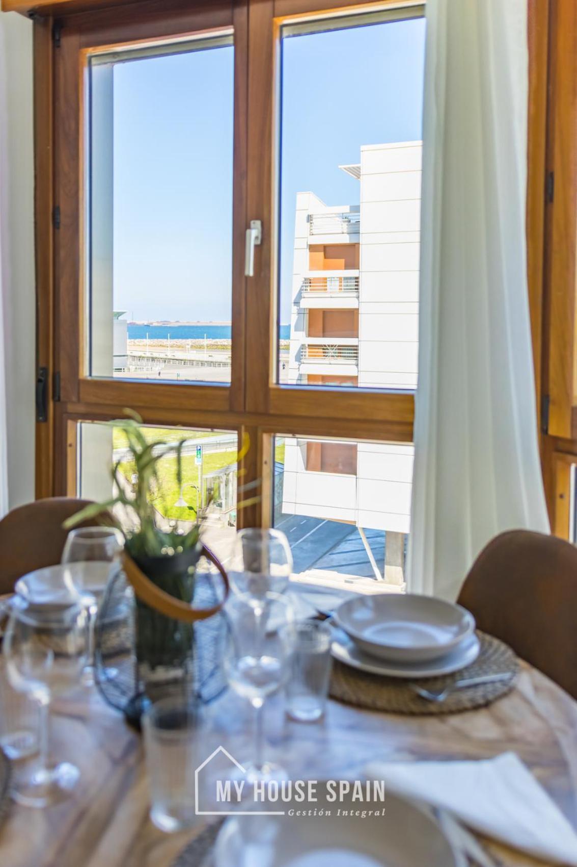 Myhousespain - Playa De Poniente, Con Vistas Al Mar Y Parking Gratuito Gijón Esterno foto